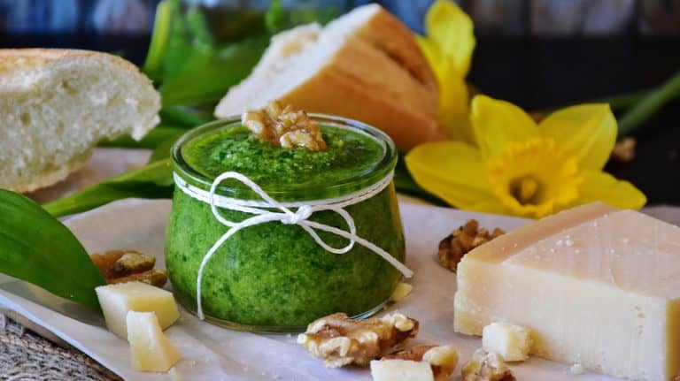 Basil Pesto with Poppy Seed Oil